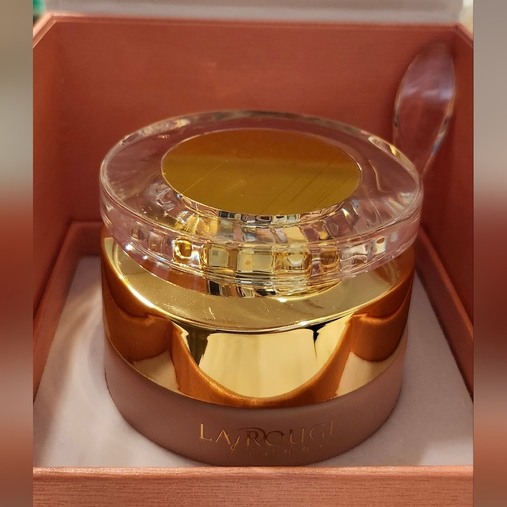 NIB-Silk Peeling Gel-La Rouge Pierre Quartz Collection - Picture 4 of 7